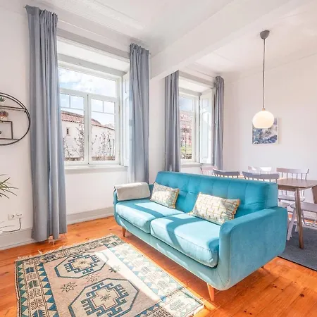 Portucale ! Deluxe 3 Bedroom In Arroios *