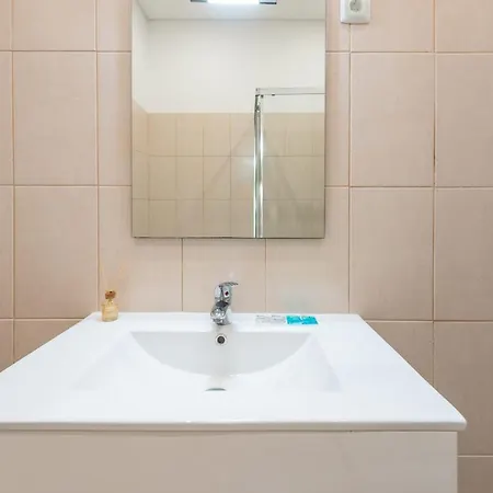 Apartamento Portucale ! Deluxe 3 Bedroom In Arroios Lisboa