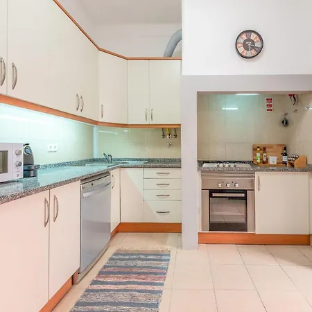 Апартаменты Portucale ! Deluxe 3 Bedroom In Arroios *
