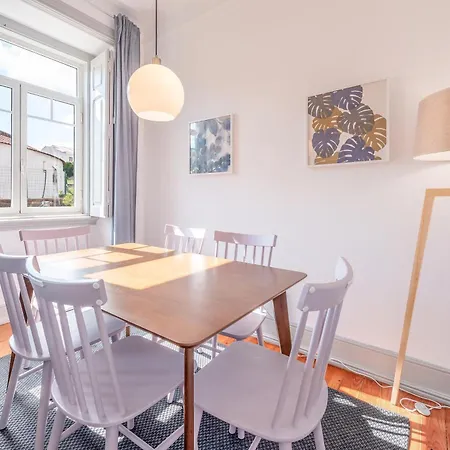 Portucale ! Deluxe 3 Bedroom In Arroios