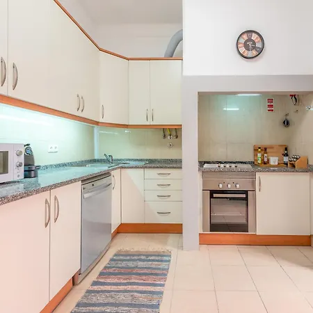 Portucale ! Deluxe 3 Bedroom In Arroios * Lizbona